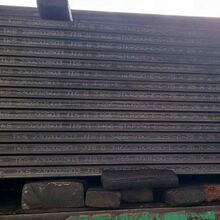 เหล็กกล่อง 3" x 1" (75 x 25)